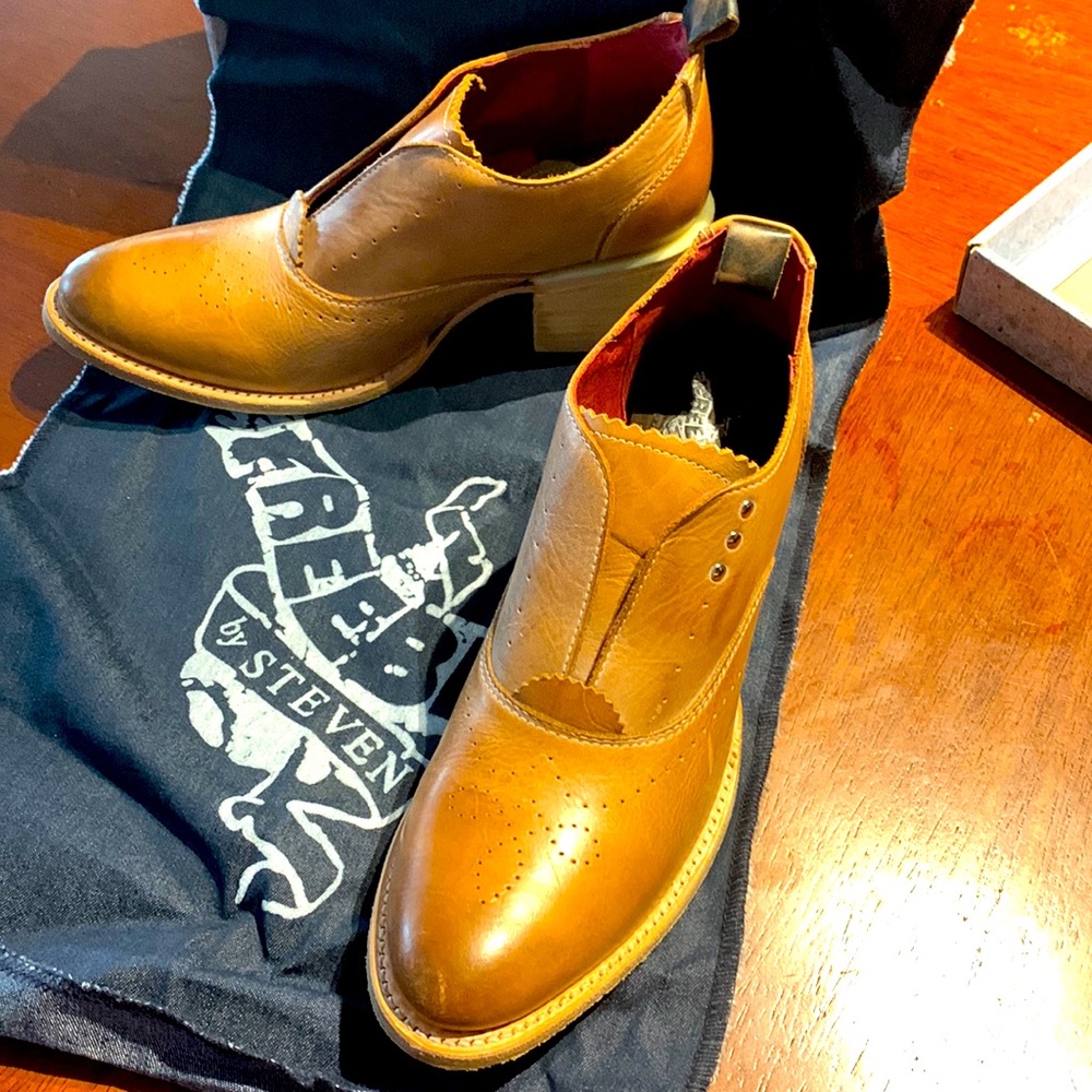 Boot shoe for sale